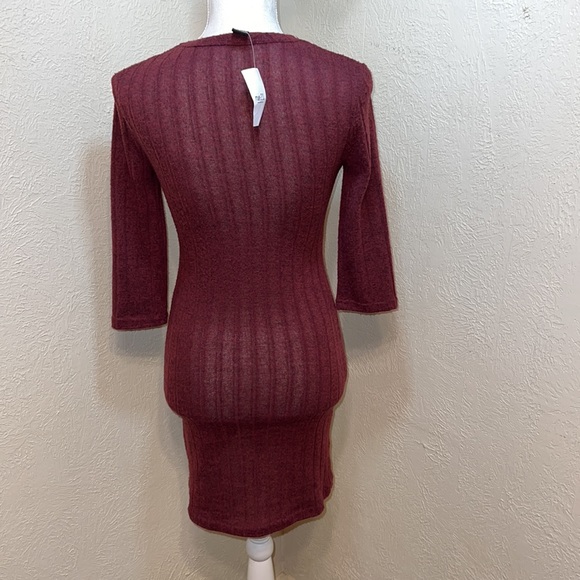 Rue 21 Maroon Sweater Dress - Picture 5 of 9
